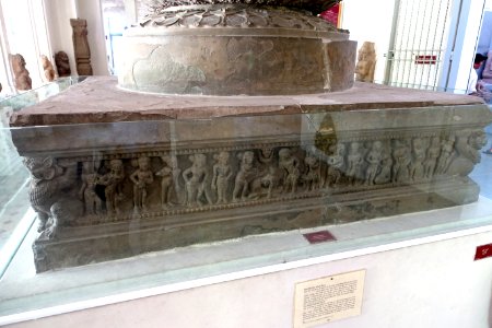 Altar 22.2, view 2, Tra Kieu, 7th-8th century, Quang Nam - Museum of Cham Sculpture - Danang, Vietnam - DSC01652