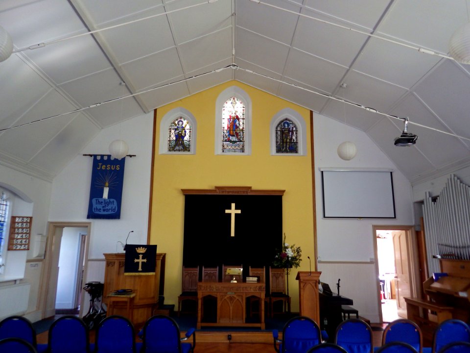 Altar, St Georges United Reformed Church, Bexhill