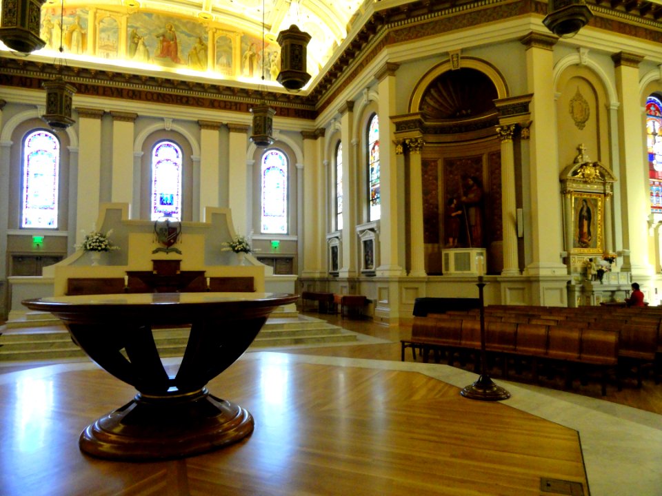 Altar - Cathedral Basilica of Saint Joseph, San Jose, California - DSC03768
