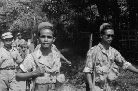 Ambarawa De taak van het Nederlandse leger in Indonesie omvat de beveiliging va, Bestanddeelnr 356-1-1