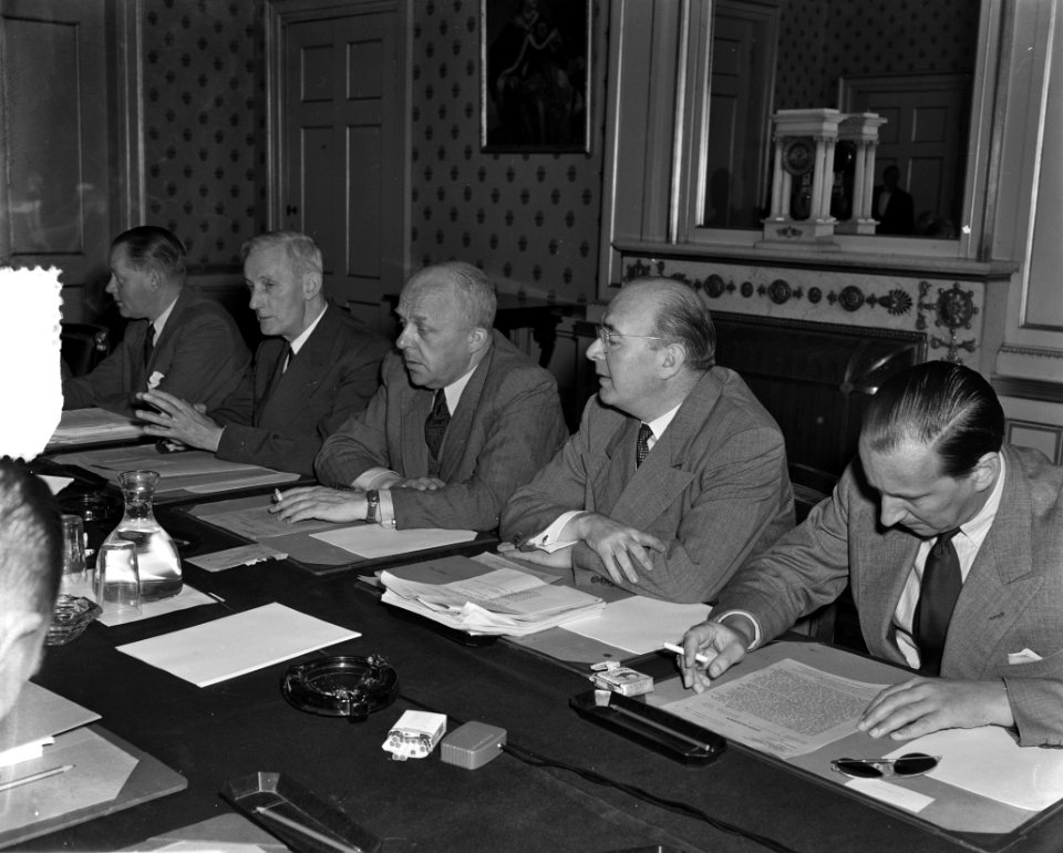 Ambassadeurs-conferentie Den Haag, Bestanddeelnr 904-7201