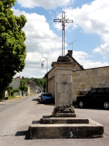 Ambleny (Aisne) croix de la Rue du Soulier