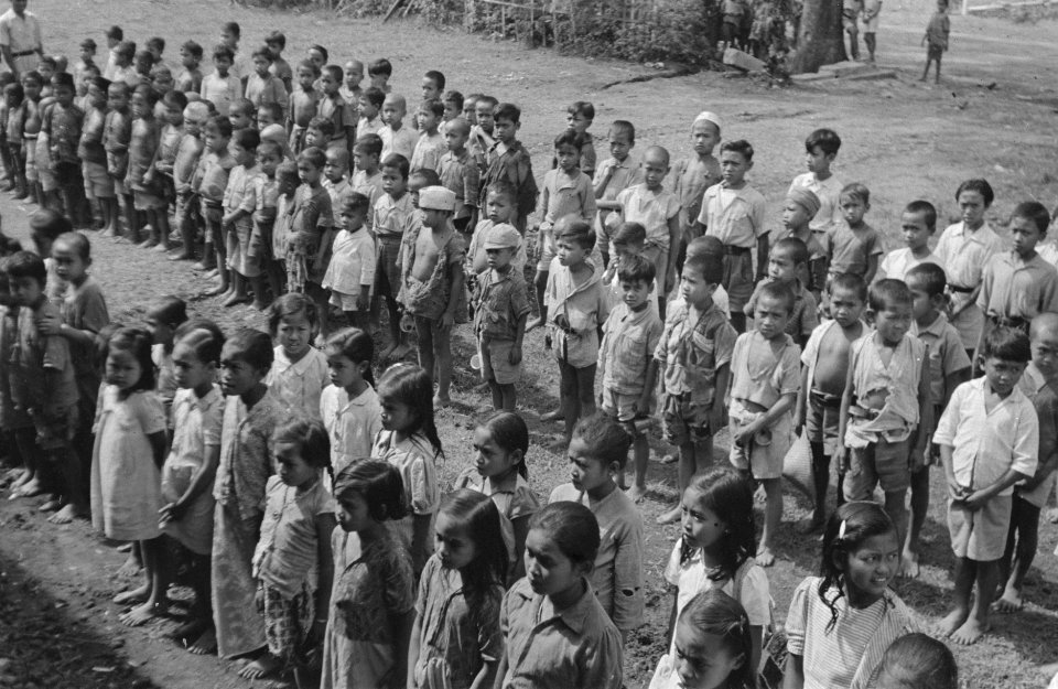 Ambarawa Op 20 september werd de Hollands-Indische school feestelijk geopend. D, Bestanddeelnr 373-5-3