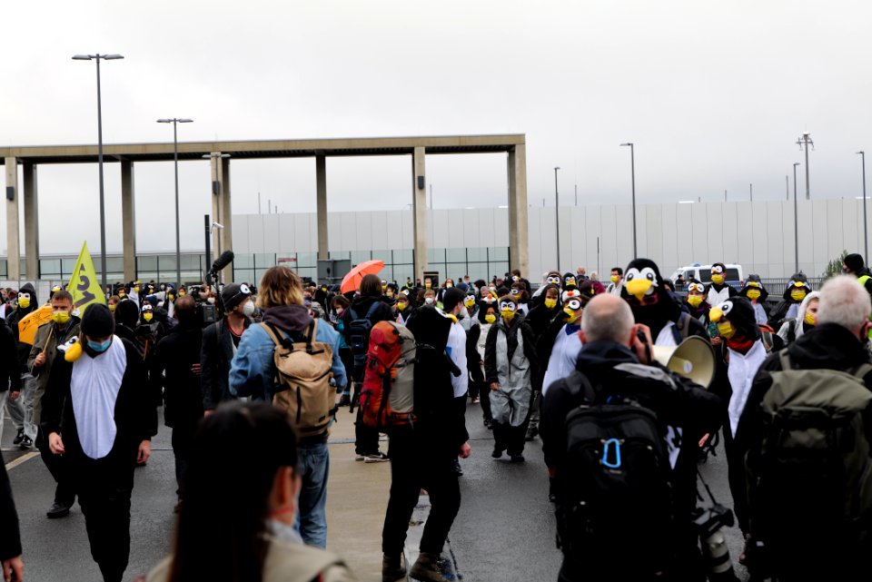 Am Boden bleiben protest BER opening 2020-10-31 35