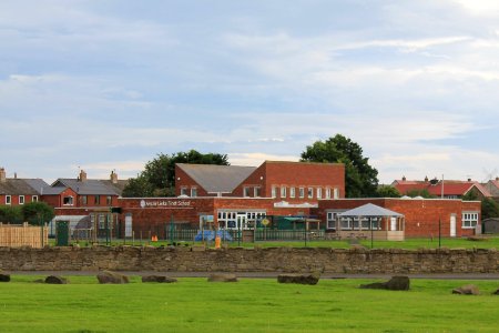 Amble Links First School
