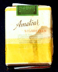 Amateur sigaretten backside