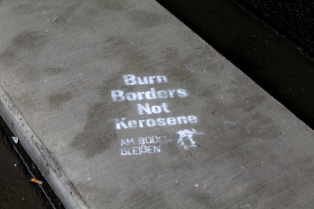 Am Boden bleiben protest BER opening 2020-10-31 72