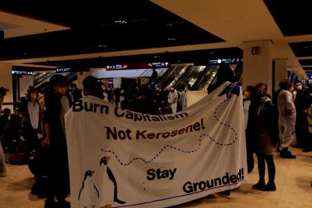 Am Boden bleiben protest BER opening 2020-10-31 93