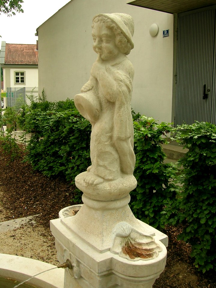 Am Graben Eichstätt -Brunnenfigur (1)
