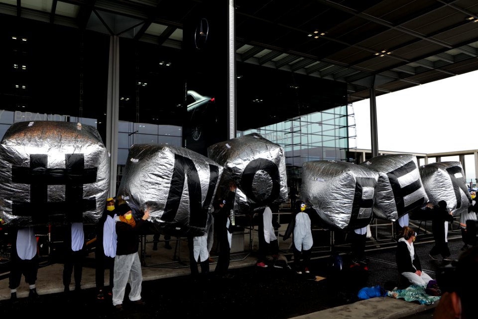 Am Boden bleiben protest BER opening 2020-10-31 50