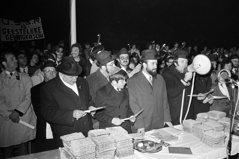 Ambassades, protesten, rabbijnen, maaltijden, Bestanddeelnr 924-4497