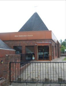 Alton Methodist Church, Draymans Way, Alton (July 2019) (7)