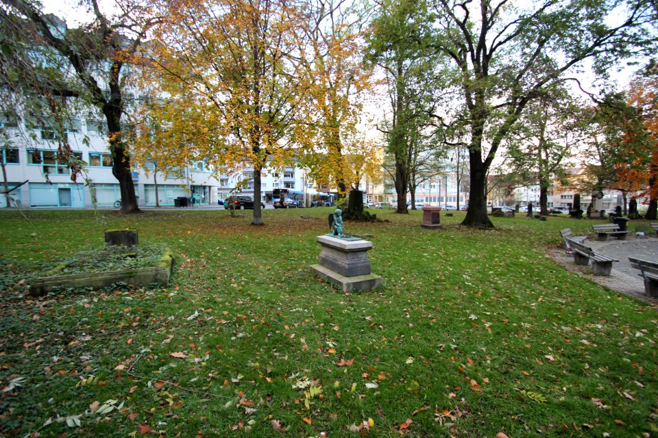Altstädter Friedhof, Lutherplatz in Kassel