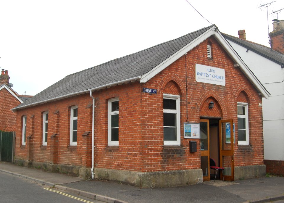 Alton Baptist Church, Mount Pleasant, Alton (July 2019) (5)