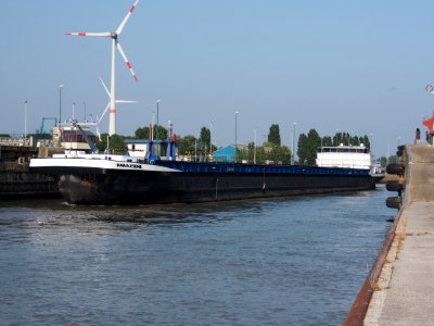 Amazone - ENI 02332193, Zandvlietsluis, Port of Antwerp pic1