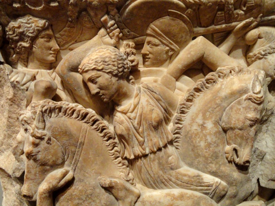Amazonomachy, detail, late 2nd to early 3rd century AD, front and side of a sarcophagus, Roman, Pentelic marble - Sackler Museum - DSC02390