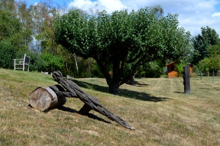 Altkönigstift, Park, Skulptur Sisyphos (1)