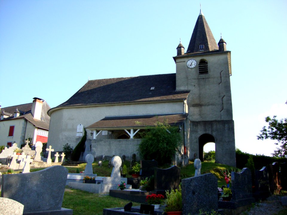 Alos (Alos-Sibas-Abense, Pyr-Atl, Fr) L'église
