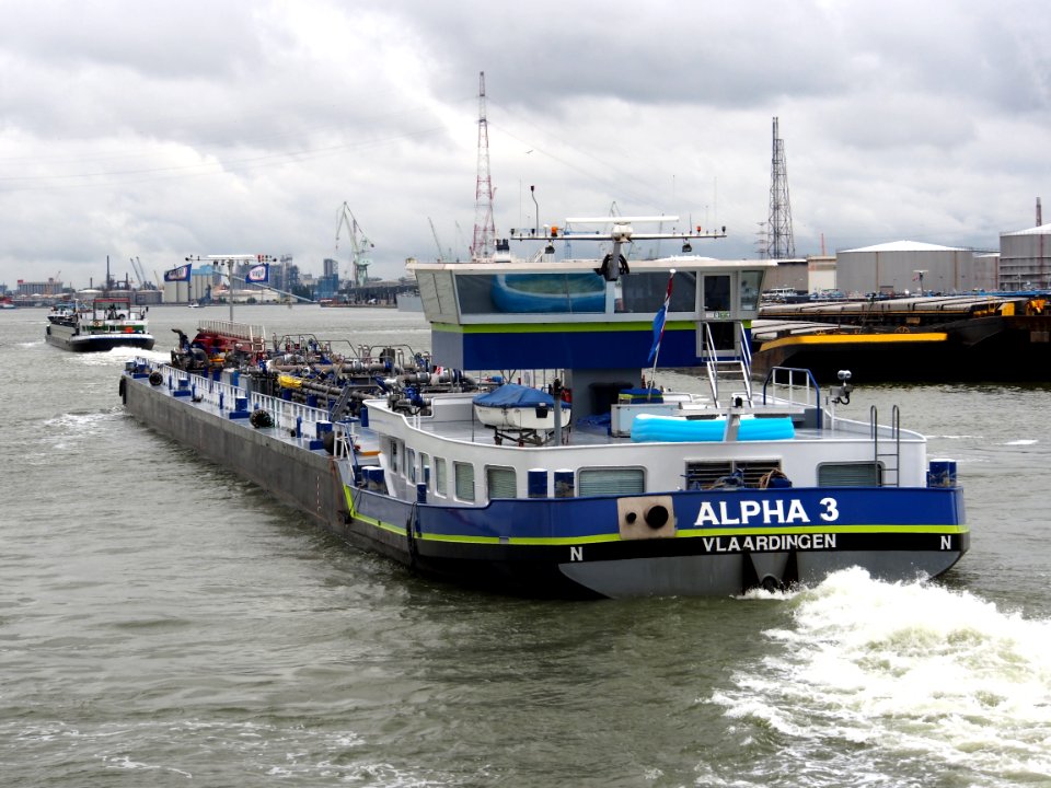 Alpha 3 - ENI 02330454, Van Cauwelaertsluis, Port of Antwerp pic7
