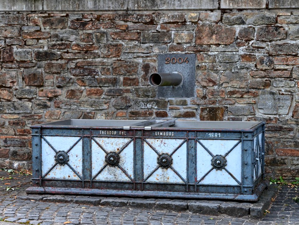 Alpenrod Dehlingen Well