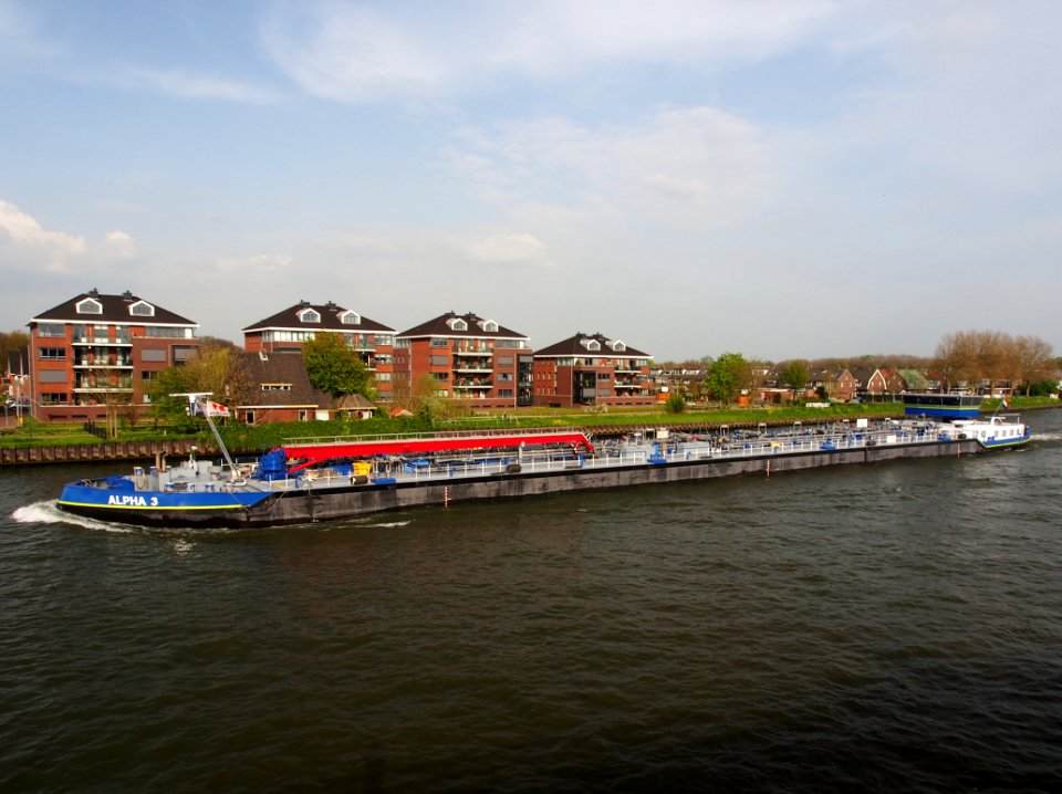 Alpha 3, ENI 02330454, Amsterdam-Rijn kanaal, pic3