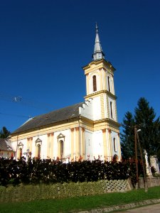 Almamellék temploma