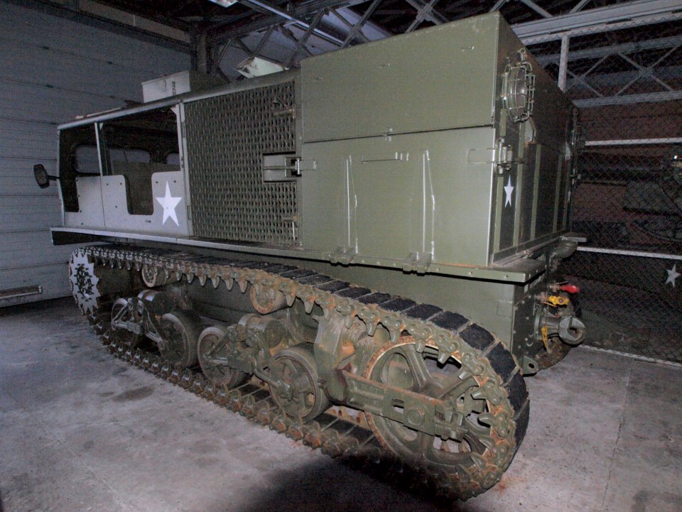 Allis-Chalmers M4 high speed tracktor at Maaldrift pic3