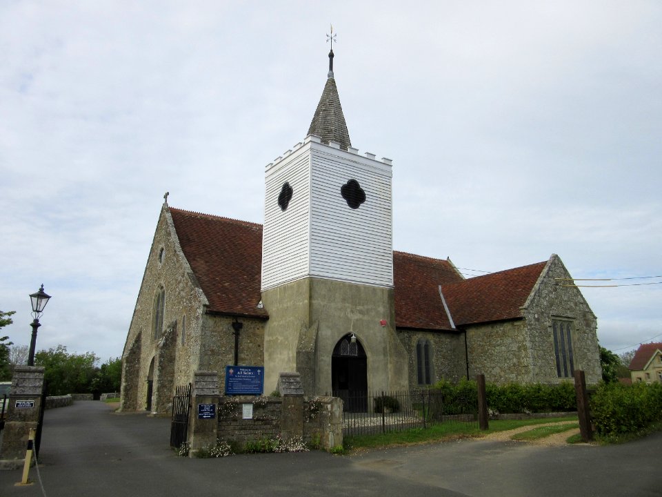 All Saints Church, High Street, Newchurch (May 2016) (5)