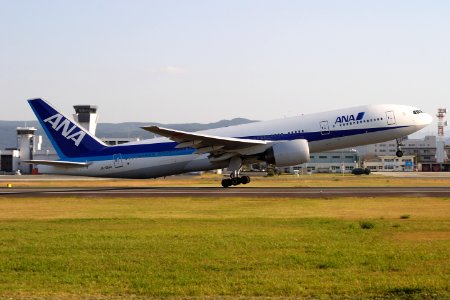 AllNipponAirways B777-200 kumamoto 20091020 155900