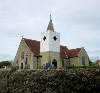 All Saints Church, High Street, Newchurch (May 2016) (1)