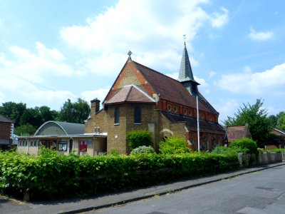 All Saints Church, Church Road, West Ewell (July 2013) (4)