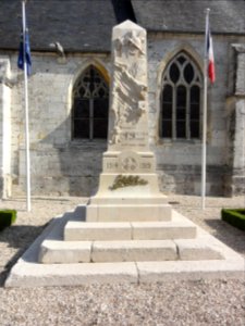 Allouville-Bellefosse (Seine-Mar.) monument aux morts