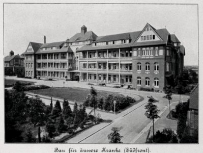 Allgemeine städtische Krankenanstalten, Bau für äussere Kranke (Südfront), Foto von 1908