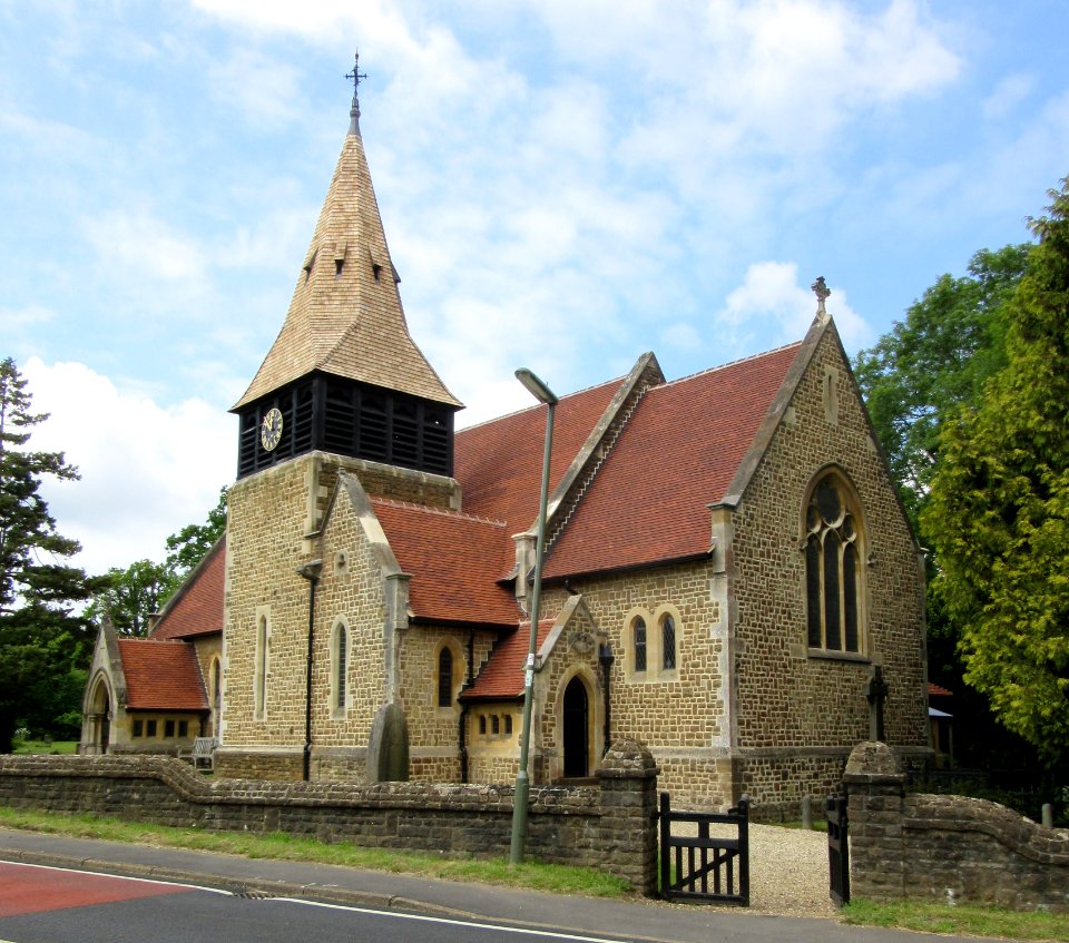 All Saints Church, Grayswood Road, Grayswood (June 2015) (7)