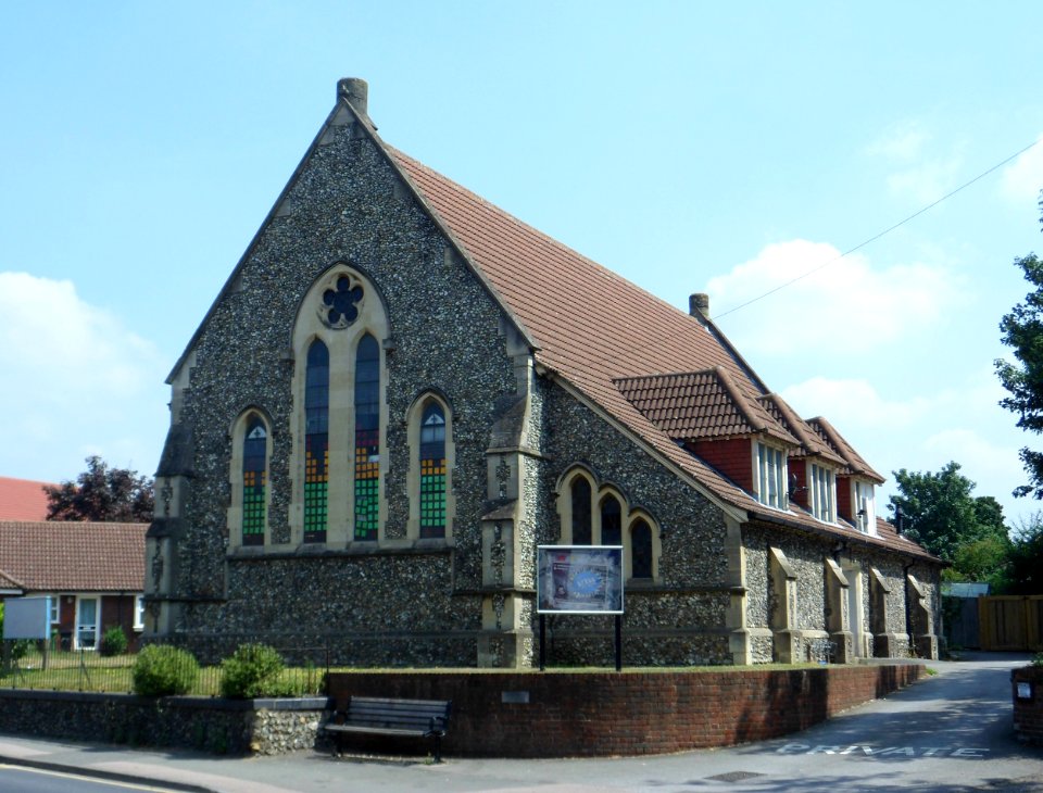 All Saints Church, Kingston Road, Leatherhead (July 2013) (2)