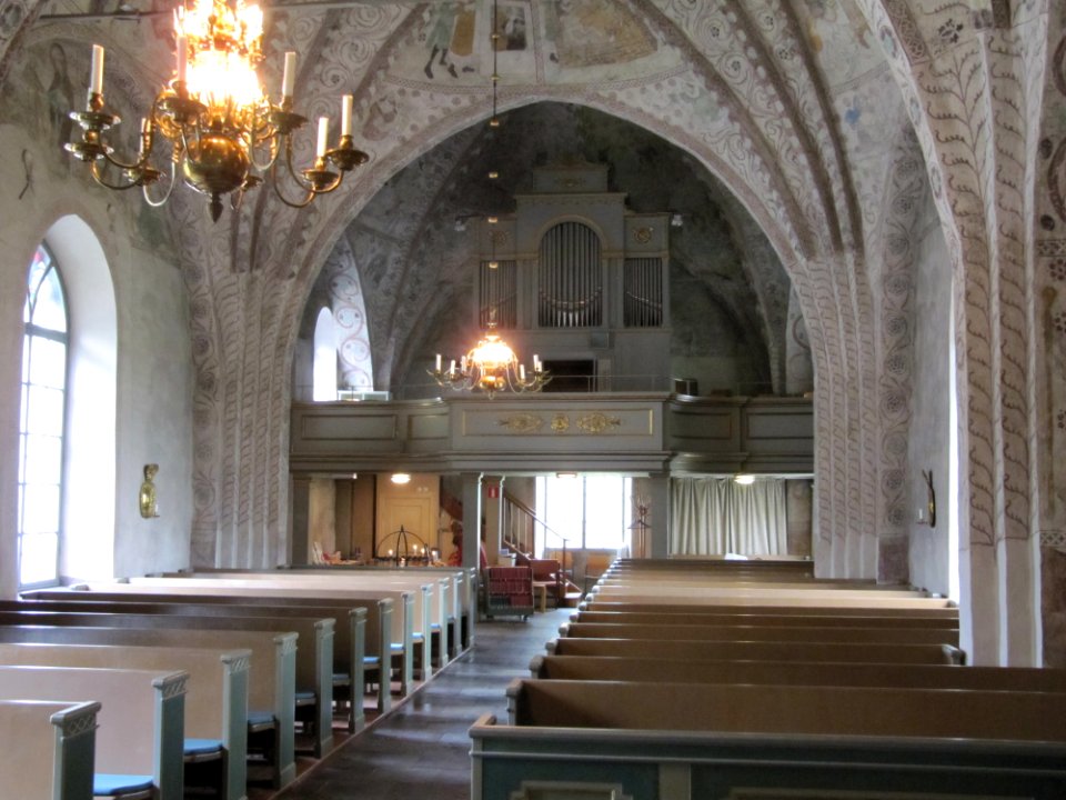 Almunge kyrka int05