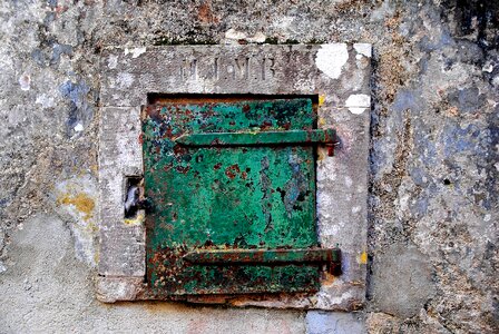 Closed hauswand toreingang