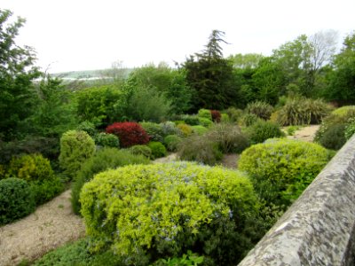 All Saints Church, High Street, Newchurch (May 2016) (Churchyard) (2)