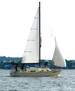 Aloha 28 sailboat Cyrano II 1651