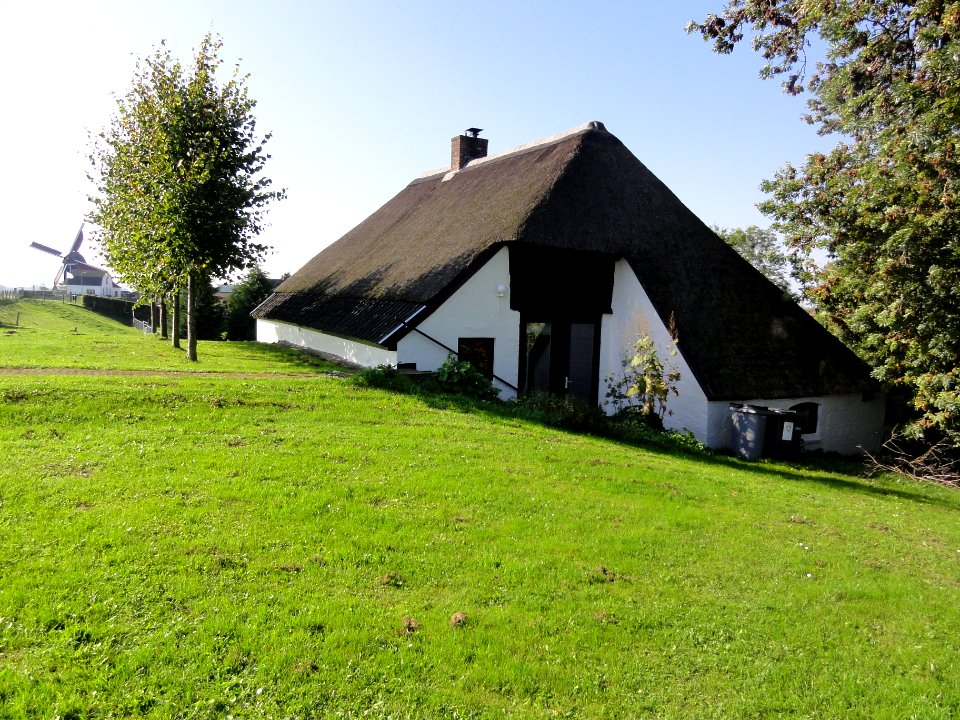 Alphen (Gld) Rijksmonument 8199 boerderij Molendijk 12