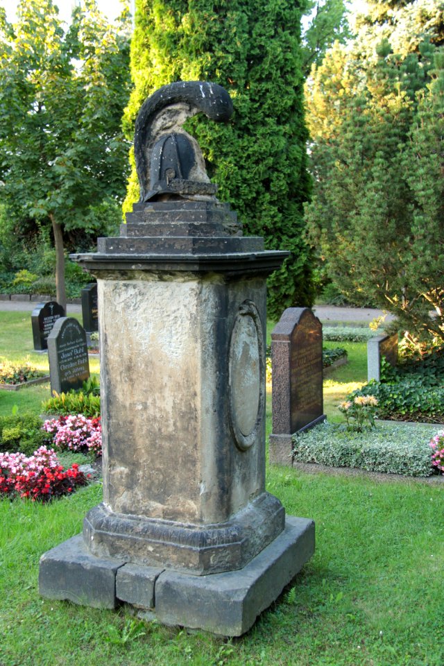 Alter katholischer Friedhof Dresden 2012-08-27-0050