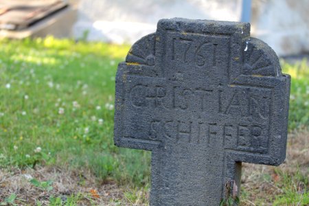 Alter Friedhof an der katholischen Kirche St. Stephanus Leimersdorf 2012-07-07-9490