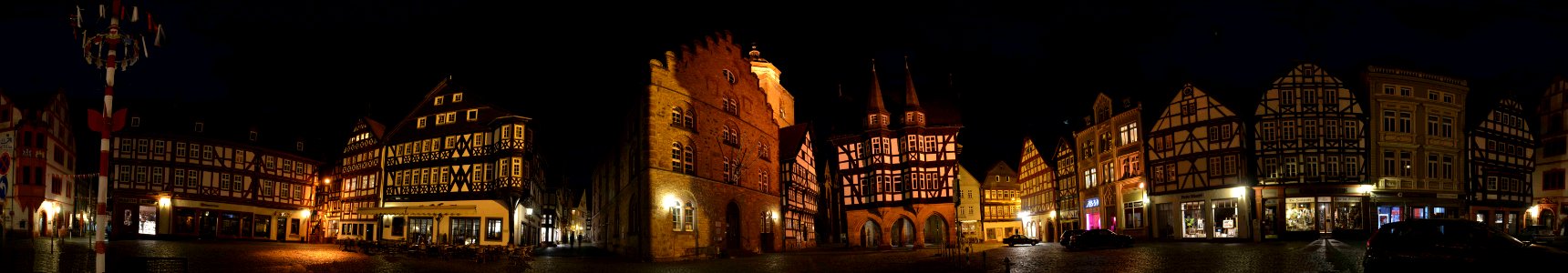 Alsfeld, Marktplatz bei Nacht (1)