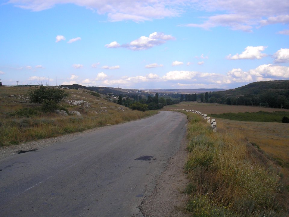Alma River Valley3