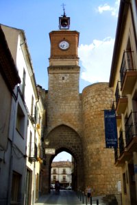 Almazan - Puerta de la Villa