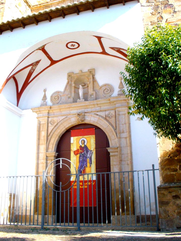 Almagro - Iglesia de la Madre de Dios 01