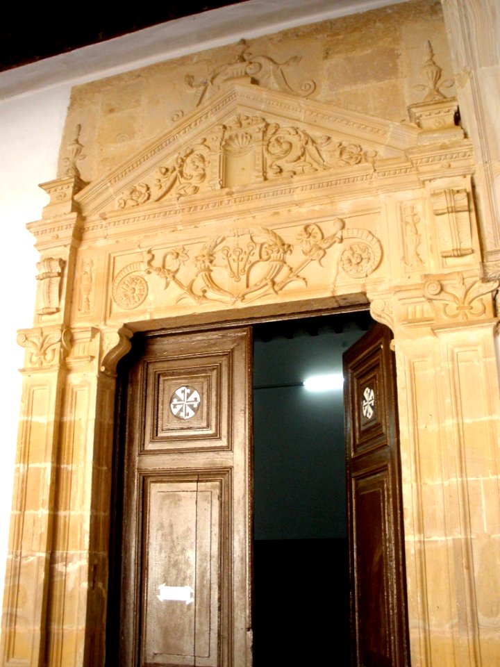 Almagro - Convento de la Asunción de Calatrava, claustro 16