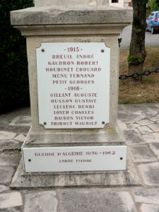 Aubréville (Meuse) monument aux morts (02)