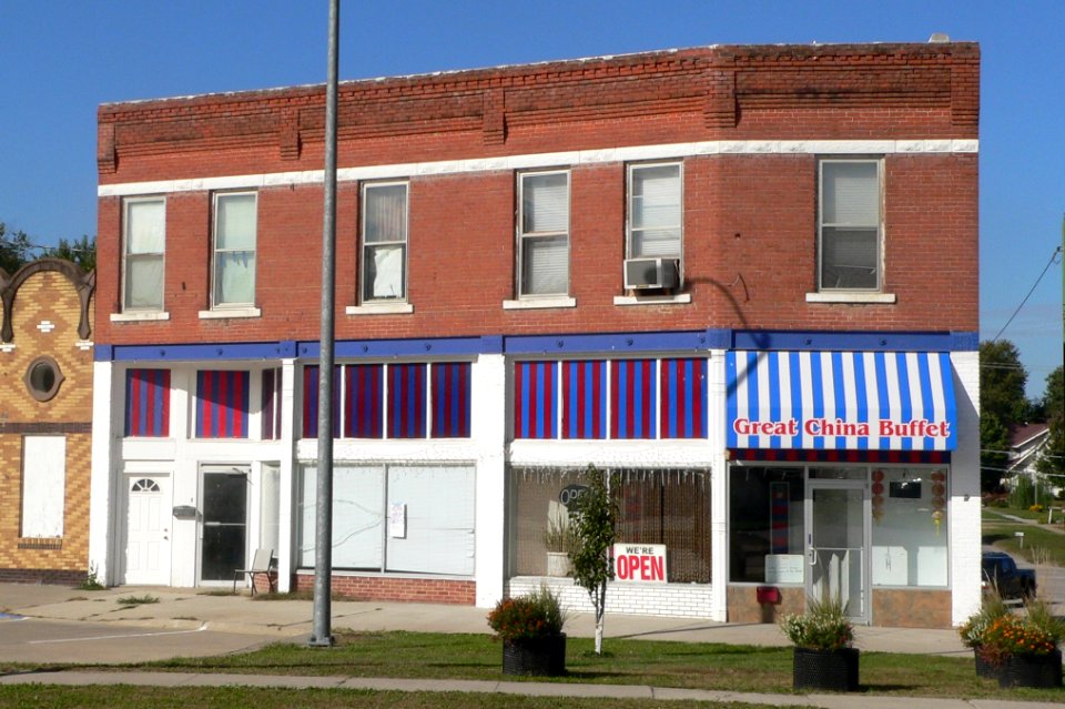 Auburn, Nebraska 1300-1302 Courthouse Ave from SE 1