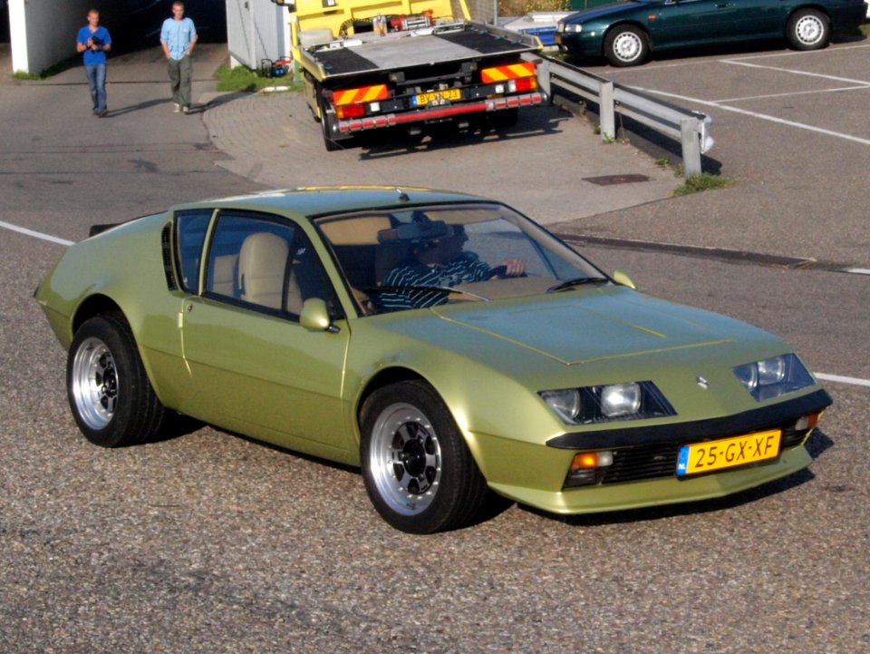 Alpine-Renault A 310 V6 dutch licence registration 25-GX-XF